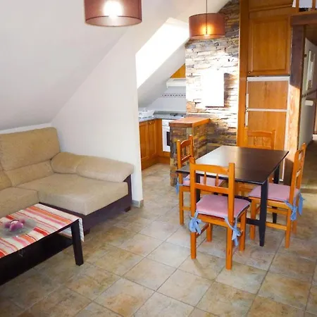 Apartamentos Sallent De Gallego